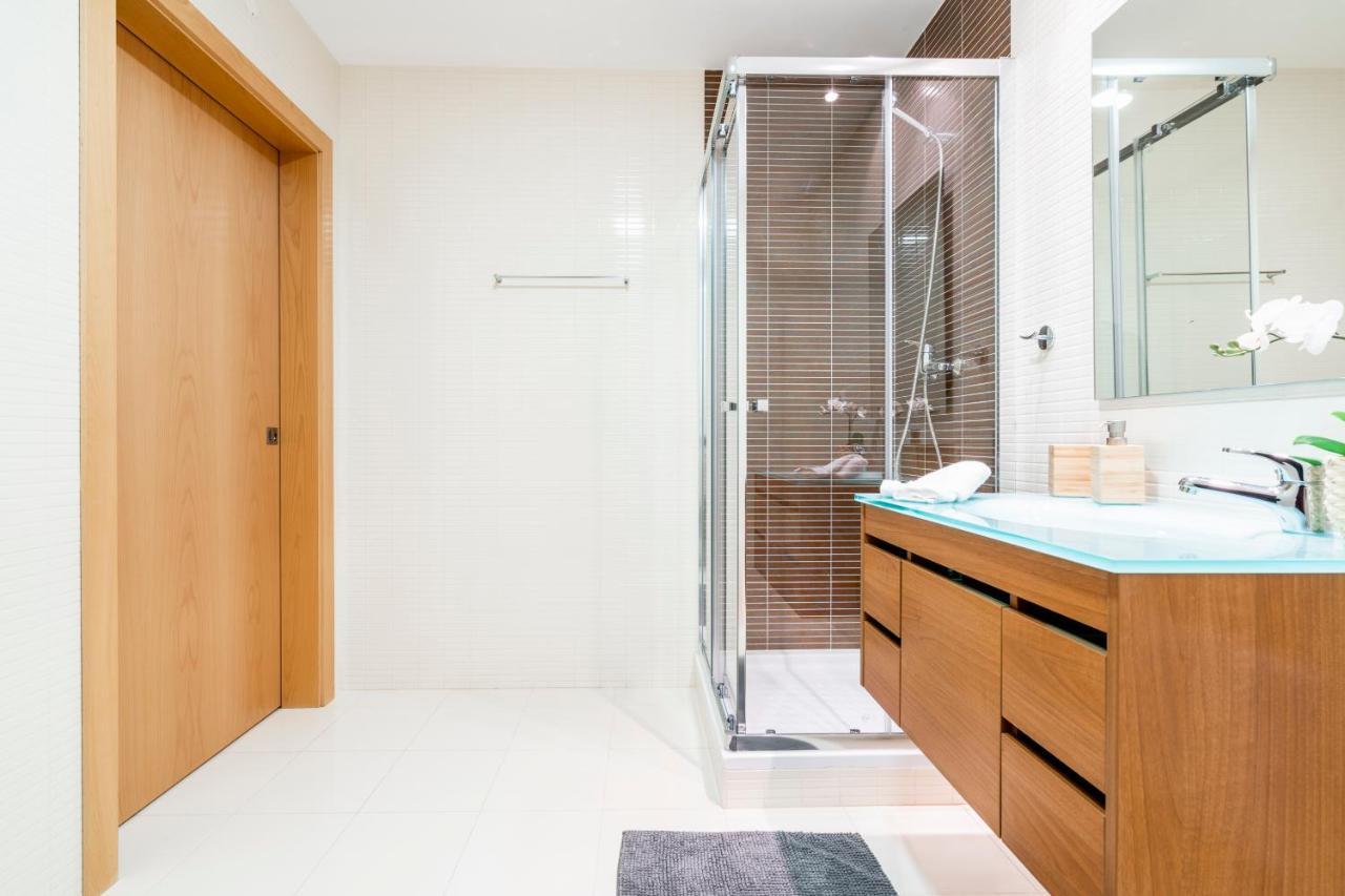 Oceanfront: Luxury Spectacular Sea Views And Pool Apartment Olhão Exterior photo