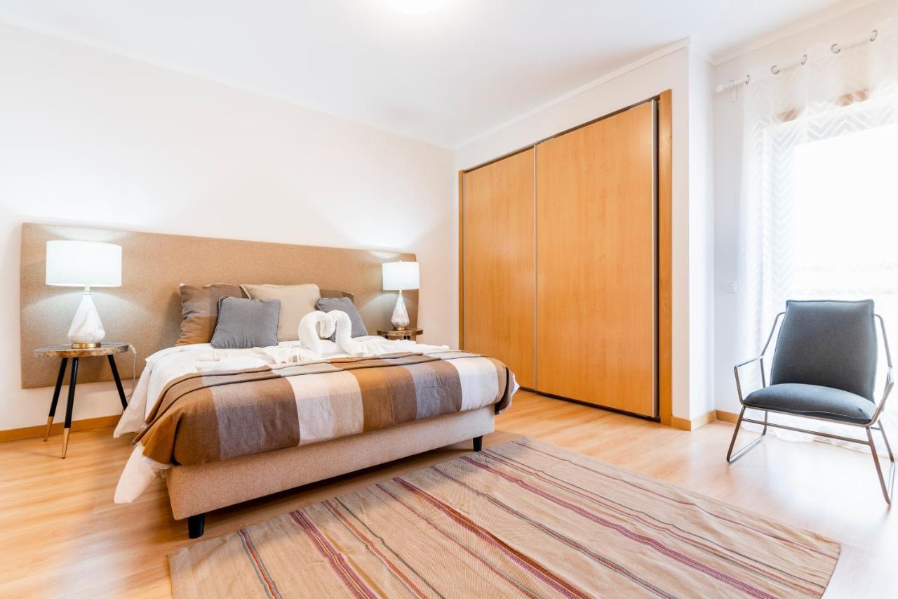 Oceanfront: Luxury Spectacular Sea Views And Pool Apartment Olhão Exterior photo